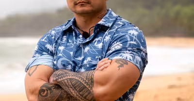 Carrie Baird joins Chopped Castaways, where chefs build kitchens from beach debris
