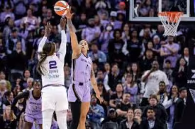 Kahleah Copper leads Valkyries past Mercury as Ballhalla roars again