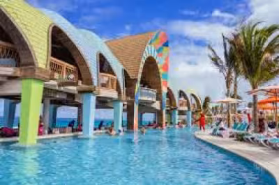 Norwegian Cruise Line travelers face Bahamas alcohol ban during election day