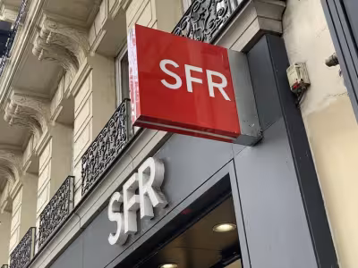 Sfr en voie de cession: Bouygues, Iliad et Orange se préparent à déposer leur offre