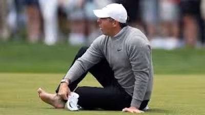 Uspga: Rory McIlroy completes nine holes after toe scare before Aronimink