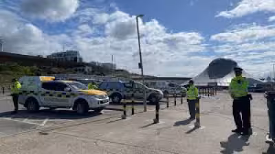 Brighton Drowning: Police identify three women found off seafront