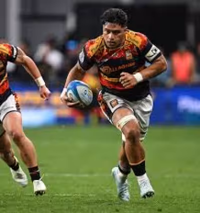 Chiefs Vs Highlanders in Hamilton with table pressure growing