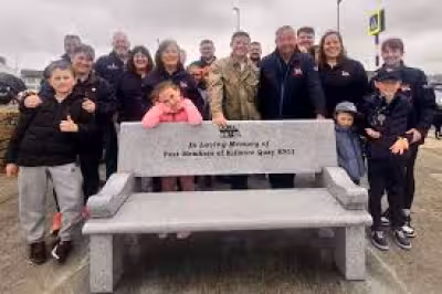 Dermot O'leary joins Kilmore Quay RNLI at memorial bench unveiling