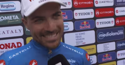 Diego Pablo Sevilla roza la victoria en la tercera etapa del Giro de Italia 2026