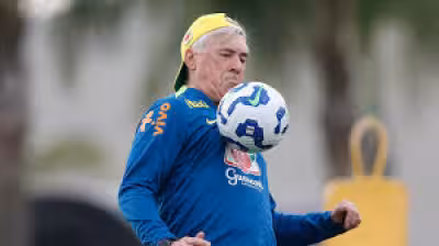Selección De Fútbol De Brasil: Ancelotti renueva hasta el Mundial de 2030