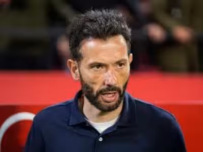 Valencia Fc page updates as lineups are announced before Rayo Vallecano clash
