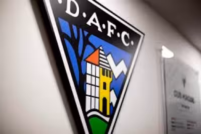 Dunfermline keeper Aston Oxborough recalled by Motherwell before Hibernian test