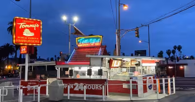 Tommys Burgers marks 80 years with 80-cent chili burger Friday