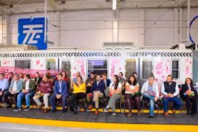 Tren Ligero: Sheinbaum defiende el color lila y los ajolotes en la capital
