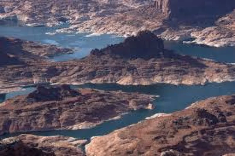 US government planning dramatic Colorado River water cuts due to drought, overuse