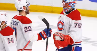 Dobes tient bon et Montréal renverse Buffalo pour mener 3-2