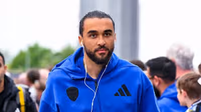 Leeds United make one change as Farke and Hurzeler shuffle injured sides