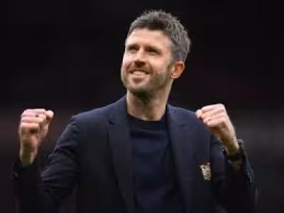 Manchester United F.c. close to naming Michael Carrick on permanent deal