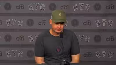 Mets lose Clay Holmes to fractured right fibula in 5-2 loss to Yankees
