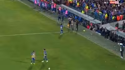 Vicente Pizarro y la ovación en la clasificación de Central a semifinales