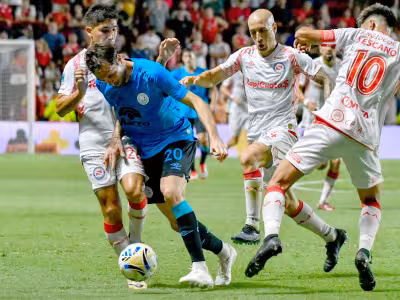 Argentinos Jrs. - Belgrano: Ein Platz im Finale steht auf dem Spiel