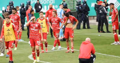 Fortuna Düsseldorf steigt nach 0:3 in Fürth in die 3. Liga ab