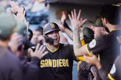 Padres aim to complete Mariners sweep as Vedder Cup reaches final game