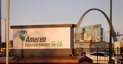 Ameren boosts chief executive pay by almost 50% amid strong year