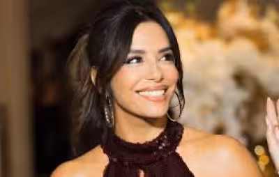 Eva Longoria deslumbra en Cannes 2026 con un vestido de lentejuelas