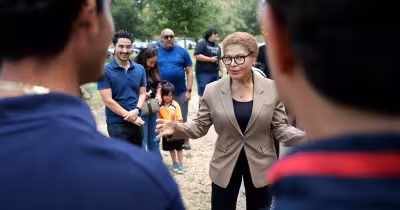 La Mayor Race Polls Show Bass Leading Latino Voters in Los Angeles