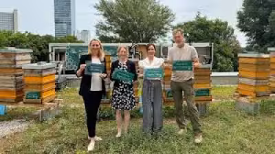 Weltbienentag 2026: Arcotel sammelt 1 Million Euro für den Bienenschutz