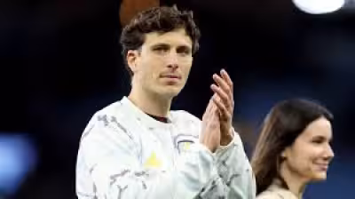Pau Torres mira a Istanbul con el Villarreal y el premio de un título