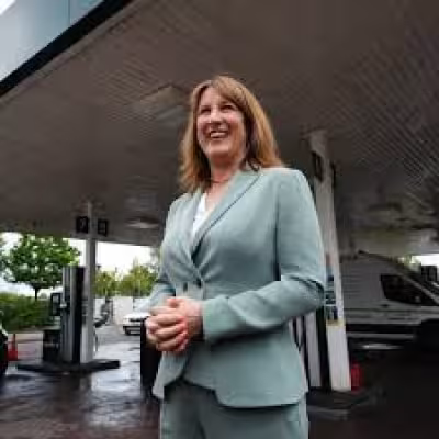 Rachel Reeves tells interrupter: 'Not very British!' during Yorkshire interview