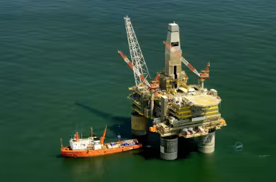 Te Stock Slides 11.43% as T1 Energy Faces Delay and Cost Worries