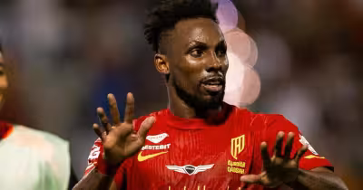 Julián Quiñones hits hat trick, finishes Saudi season with 33 goals