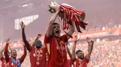Andy Robertson Liverpool Departure discussed by Kelly Cates and Dalglish