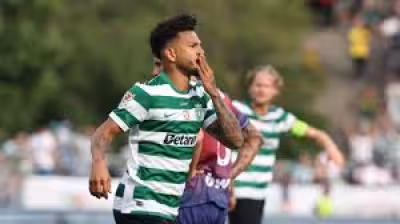Luis Suarez scores, but Torreense stun Sporting to win cup final