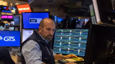 But les valeurs de semi-conducteurs continuent de dépasser le S&P 500