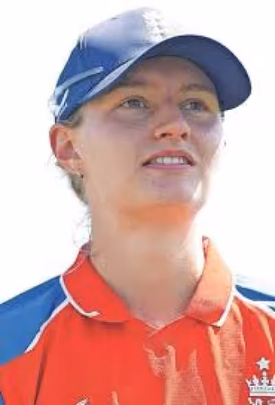Amy Jones backs Charlie Dean to captain England at T20 World Cup
