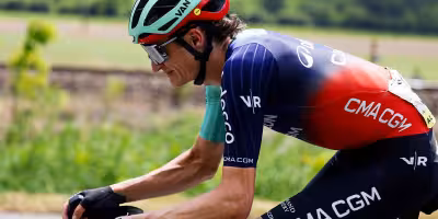 Giro Live: Felix Gall bleibt vor der Bergprüfung Zweiter hinter Vingegaard