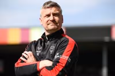 Michael Skubala back in Bristol City frame after Tommy Elphick snub