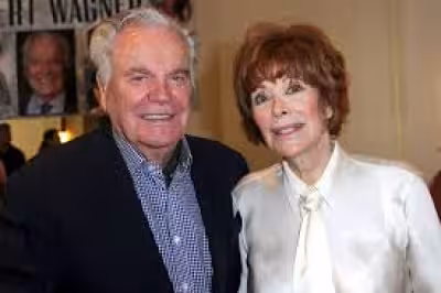 Robert Wagner celebrates 36 years with Jill St. John in anniversary post