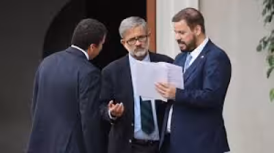 Álvaro Bellolio desarma su equipo en La Moneda antes de la cuenta pública