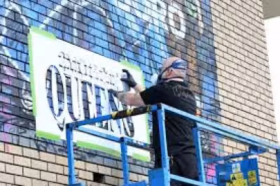 Smoggie Queens mural unveiled in Middlesbrough ahead of series two