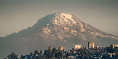 Volcano lahars at Mount Rainier could destroy towns in minutes