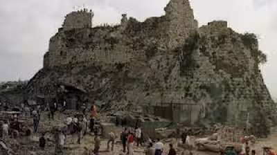 Israeli troops capture Beaufort Castle Lebanon in deep south advance