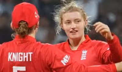 Charlie Dean in focus as England batters leave Edwards with World Cup headaches
