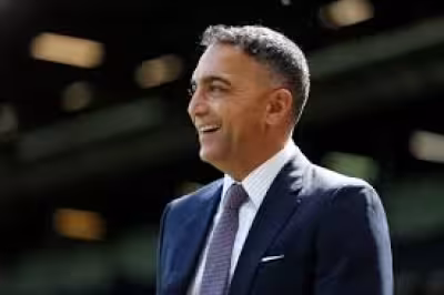 Farke Leeds 49ers News: Daniel Farke Wants Leeds to Push On This Summer