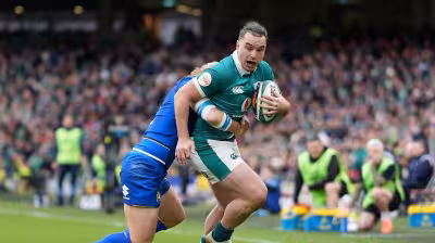 James Lowe set to leave Leinster as Ireland future moves into doubt