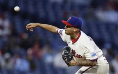 Orion Kerkering returns to Dodger Stadium after NLDS error