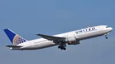 United U turns back Newark-to-Mallorca flight after Bluetooth alert