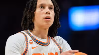 Brittney Griner hits 6,000 points as Sun beat Sparks 84-81