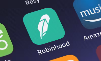 Supreme Court weighs Robinhood Hood Stock appeal over 2021 IPO suit