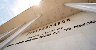 Kennedy Center : un juge ordonne d’annuler le changement de nom voulu par Trump